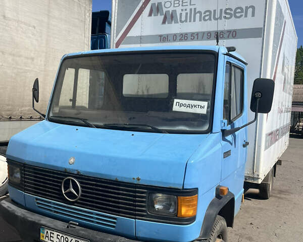 Синій Мерседес T2, об'ємом двигуна 3.97 л та пробігом 3 тис. км за 6000 $, фото 1 на Automoto.ua