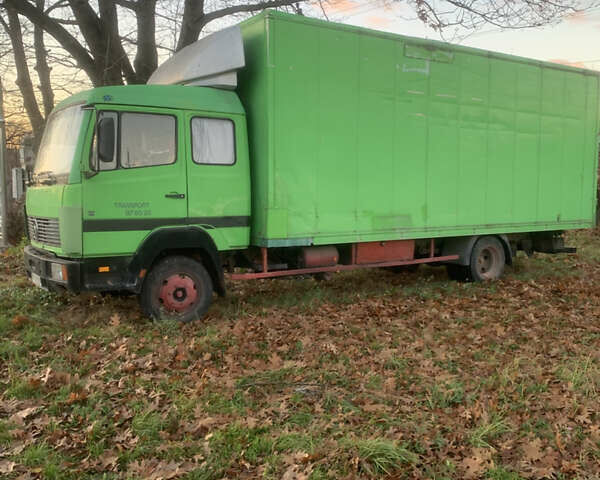 Зеленый Мерседес T2, объемом двигателя 0 л и пробегом 450 тыс. км за 7700 $, фото 1 на Automoto.ua