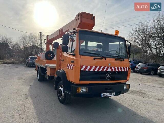 Оранжевый Мерседес T2, объемом двигателя 5.96 л и пробегом 190 тыс. км за 39900 $, фото 1 на Automoto.ua