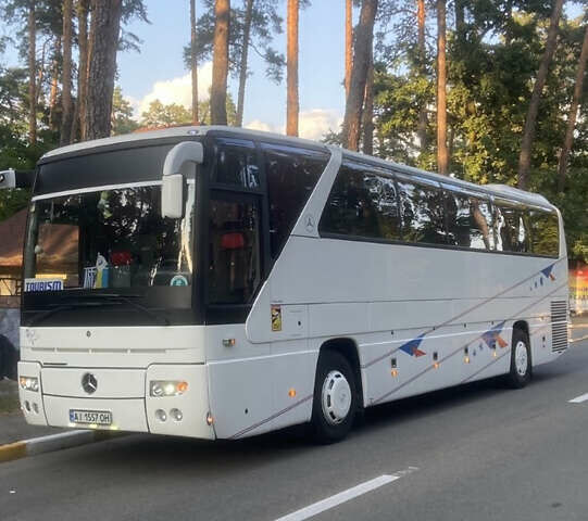 Мерседес Туризмо 2001 у Києві на Automoto.ua Білий Мерседес Туризмо, об'ємом двигуна 14.62 л та пробігом 900 тис. км за 38900 $, фото 1 на Automoto.ua
