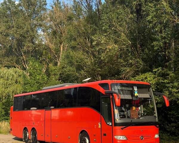 Красный Мерседес Туризмо, объемом двигателя 11.97 л и пробегом 540 тыс. км за 104999 $, фото 1 на Automoto.ua