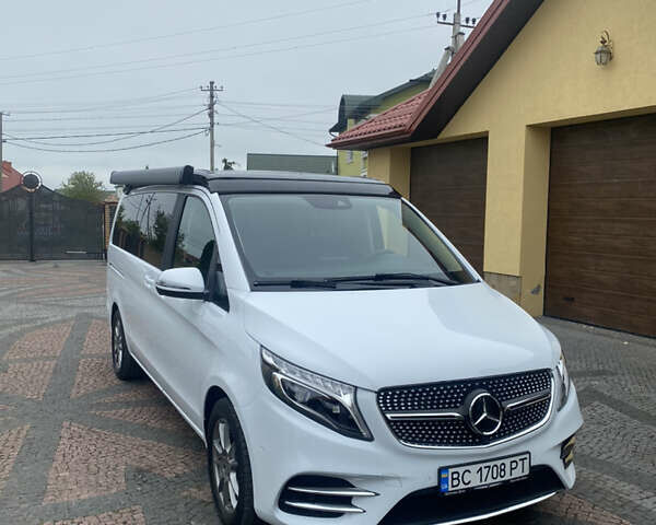 Белый Мерседес В-Класс, объемом двигателя 2.2 л и пробегом 72 тыс. км за 55000 $, фото 1 на Automoto.ua