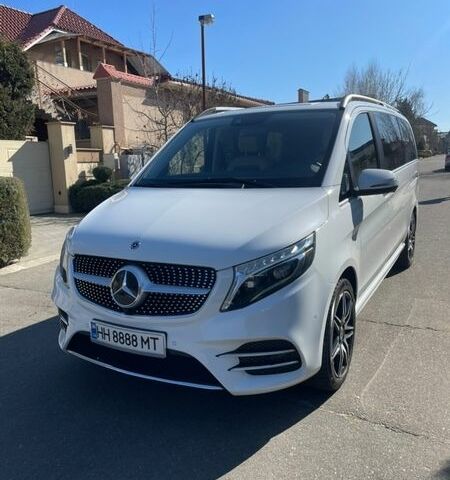 Білий Мерседес В-Клас, об'ємом двигуна 1.95 л та пробігом 40 тис. км за 85000 $, фото 1 на Automoto.ua