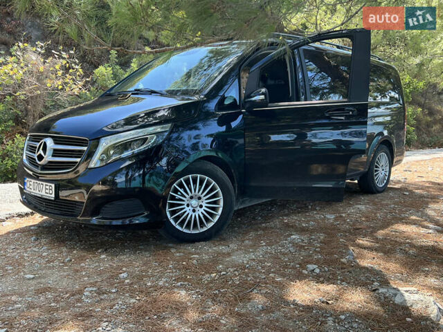 Чорний Мерседес В-Клас, об'ємом двигуна 2.14 л та пробігом 397 тис. км за 32700 $, фото 1 на Automoto.ua