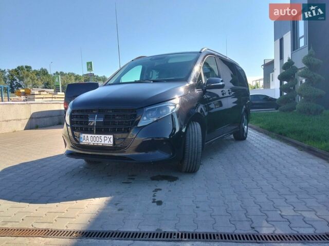 Чорний Мерседес В-Клас, об'ємом двигуна 2.14 л та пробігом 201 тис. км за 39000 $, фото 1 на Automoto.ua