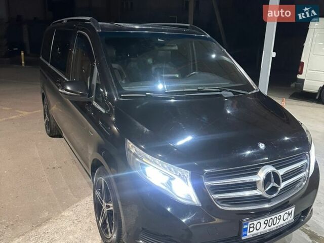 Чорний Мерседес В-Клас, об'ємом двигуна 2.14 л та пробігом 438 тис. км за 32000 $, фото 1 на Automoto.ua