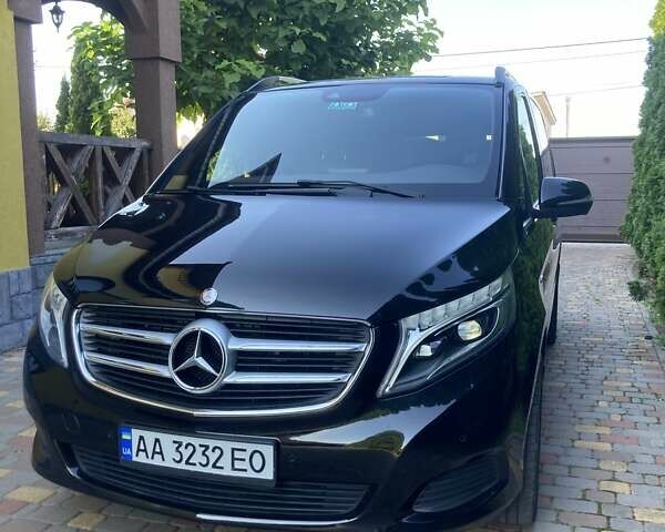 Чорний Мерседес В-Клас, об'ємом двигуна 2.14 л та пробігом 255 тис. км за 46800 $, фото 1 на Automoto.ua