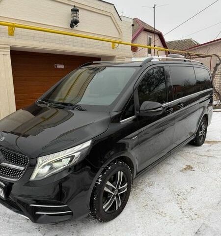 Чорний Мерседес В-Клас, об'ємом двигуна 2.2 л та пробігом 110 тис. км за 43500 $, фото 1 на Automoto.ua