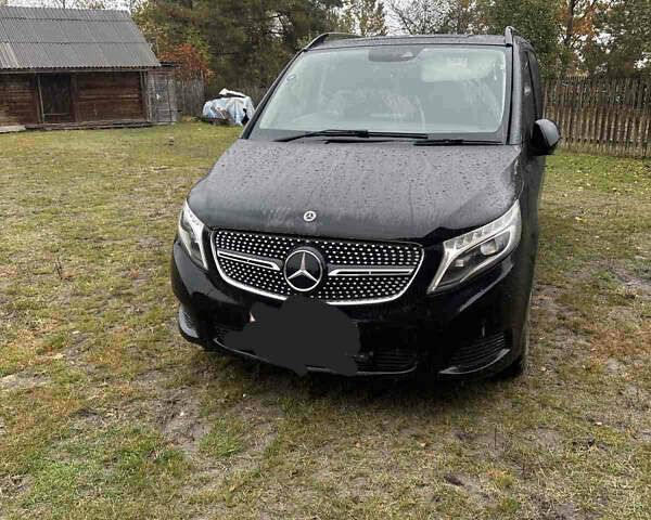 Мерседес В-Класс 2019 в Рокитное на Automoto.ua Черный Мерседес В-Класс, объемом двигателя 2.14 л и пробегом 284 тыс. км за 42000 $, фото 1 на Automoto.ua