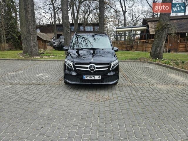 Чорний Мерседес В-Клас, об'ємом двигуна 2 л та пробігом 62 тис. км за 51000 $, фото 1 на Automoto.ua