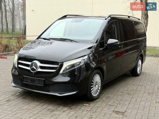 Чорний Мерседес В-Клас, об'ємом двигуна 2 л та пробігом 97 тис. км за 43900 $, фото 1 на Automoto.ua