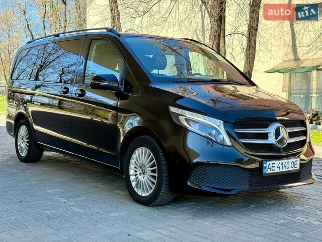 Черный Мерседес В-Класс, объемом двигателя 2.14 л и пробегом 295 тыс. км за 44500 $, фото 1 на Automoto.ua