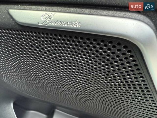 Черный Мерседес В-Класс, объемом двигателя 1.9 л и пробегом 35 тыс. км за 99333 $, фото 1 на Automoto.ua