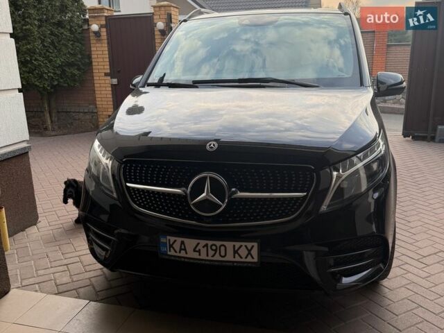 Чорний Мерседес В-Клас, об'ємом двигуна 1.9 л та пробігом 68 тис. км за 75000 $, фото 1 на Automoto.ua