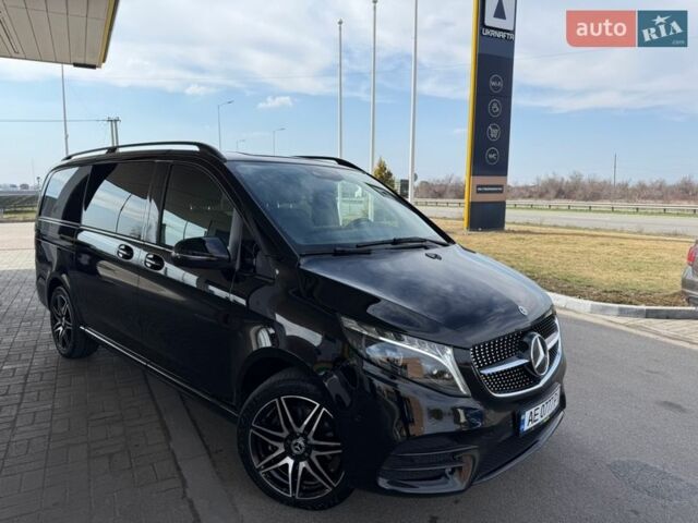 Чорний Мерседес В-Клас, об'ємом двигуна 1.95 л та пробігом 90 тис. км за 82900 $, фото 1 на Automoto.ua