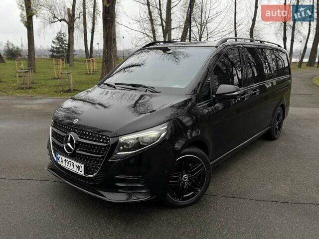 Черный Мерседес В-Класс, объемом двигателя 2 л и пробегом 41 тыс. км за 110000 $, фото 1 на Automoto.ua