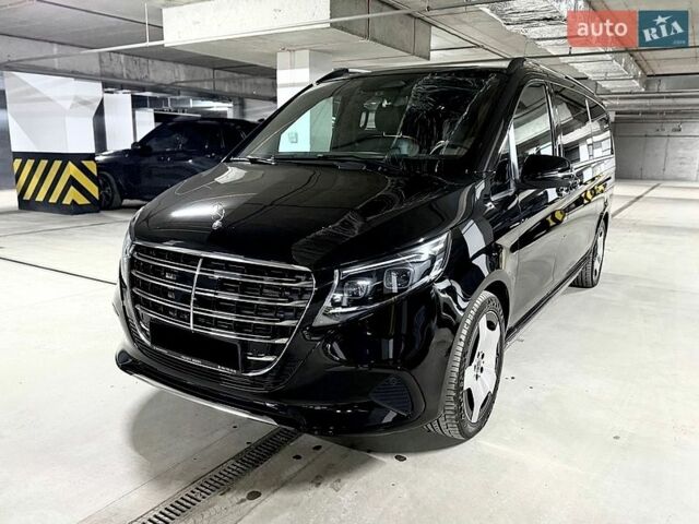 Черный Мерседес В-Класс, объемом двигателя 1.95 л и пробегом 3 тыс. км за 148000 $, фото 1 на Automoto.ua