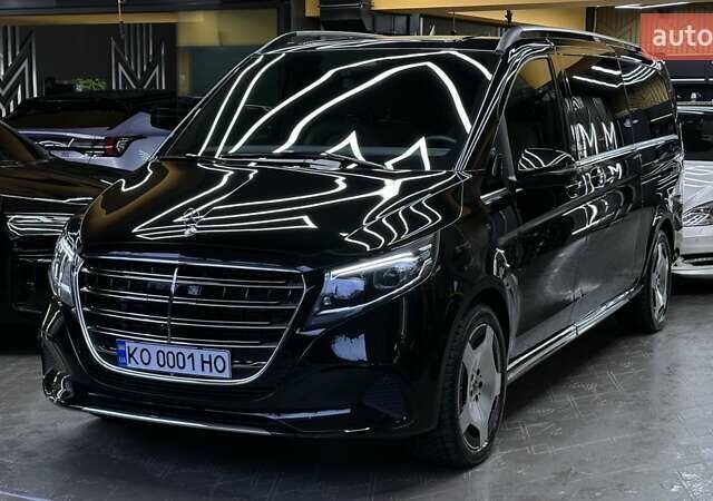 Черный Мерседес В-Класс, объемом двигателя 2.14 л и пробегом 15 тыс. км за 178000 $, фото 1 на Automoto.ua