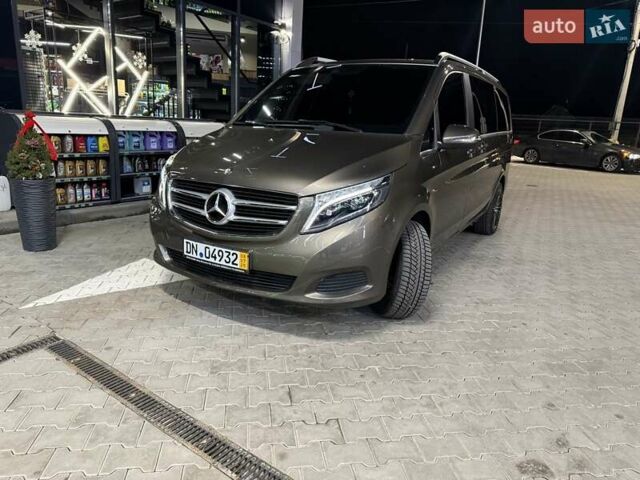 Мерседес В-Клас, об'ємом двигуна 2.2 л та пробігом 180 тис. км за 37500 $, фото 1 на Automoto.ua