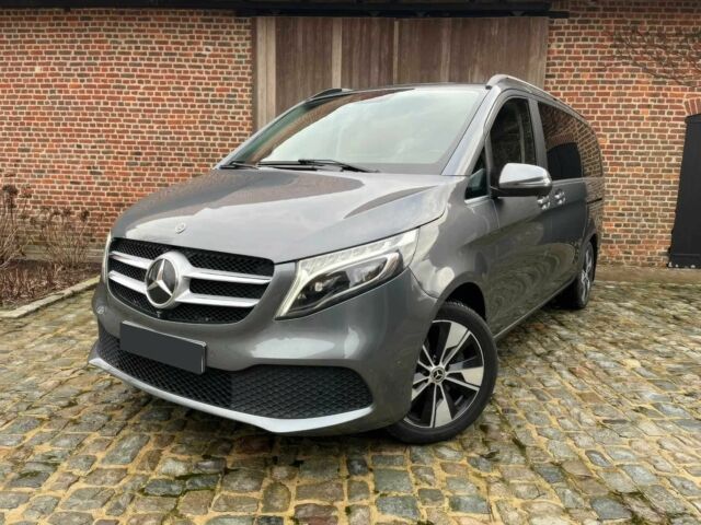 Серый Мерседес В-Класс, объемом двигателя 2.2 л и пробегом 33 тыс. км за 31100 $, фото 1 на Automoto.ua