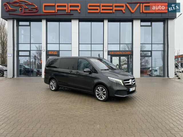 Сірий Мерседес В-Клас, об'ємом двигуна 1.95 л та пробігом 66 тис. км за 64999 $, фото 1 на Automoto.ua