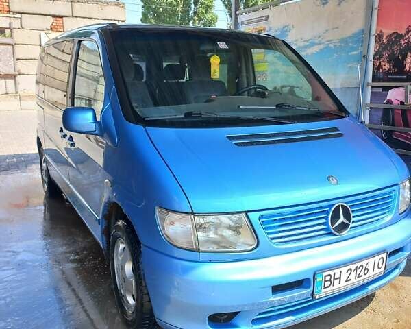 Синий Мерседес В-Класс, объемом двигателя 2.2 л и пробегом 293 тыс. км за 5300 $, фото 1 на Automoto.ua