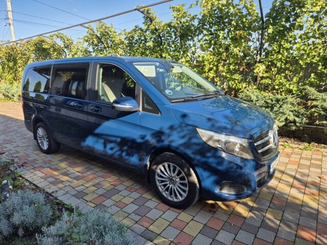 Синій Мерседес В-Клас, об'ємом двигуна 2.1 л та пробігом 365 тис. км за 610 $, фото 1 на Automoto.ua