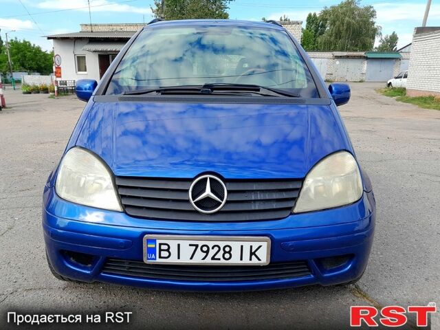 Синий Мерседес Ванео, объемом двигателя 1.6 л и пробегом 317 тыс. км за 4200 $, фото 1 на Automoto.ua