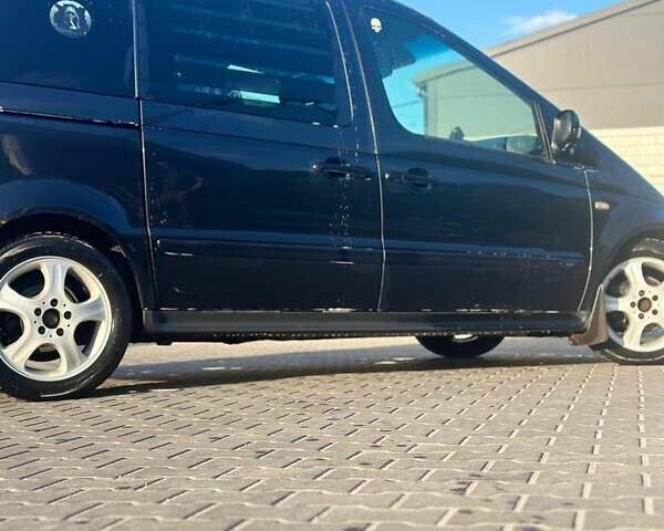 Синий Мерседес Ванео, объемом двигателя 1.7 л и пробегом 337 тыс. км за 2000 $, фото 1 на Automoto.ua