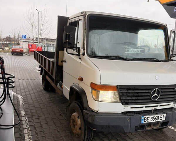 Білий Мерседес Варіо, об'ємом двигуна 4.25 л та пробігом 350 тис. км за 7200 $, фото 1 на Automoto.ua