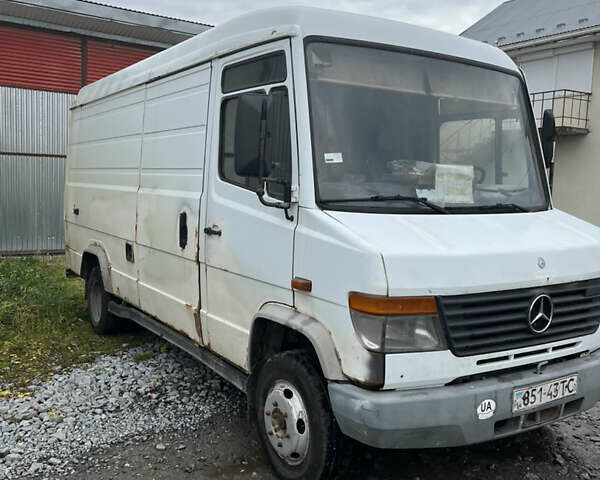 Белый Мерседес Варио, объемом двигателя 0 л и пробегом 434 тыс. км за 3600 $, фото 1 на Automoto.ua