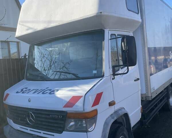 Белый Мерседес Варио, объемом двигателя 4.2 л и пробегом 350 тыс. км за 15000 $, фото 1 на Automoto.ua