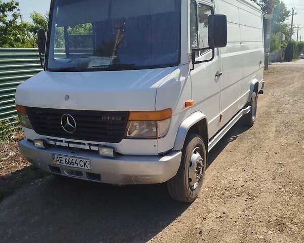 Белый Мерседес Варио, объемом двигателя 4.25 л и пробегом 8 тыс. км за 7700 $, фото 1 на Automoto.ua
