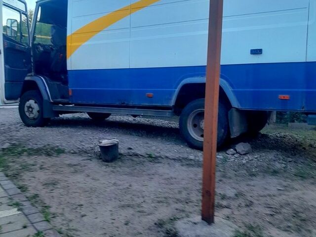 Белый Мерседес Варио, объемом двигателя 2.9 л и пробегом 455 тыс. км за 7500 $, фото 1 на Automoto.ua