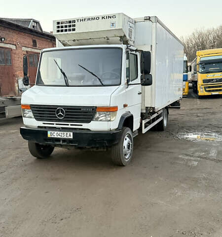 Белый Мерседес Варио, объемом двигателя 4.25 л и пробегом 500 тыс. км за 11000 $, фото 1 на Automoto.ua