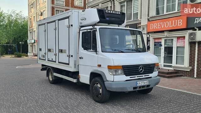 Білий Мерседес Варіо, об'ємом двигуна 4.25 л та пробігом 300 тис. км за 16000 $, фото 1 на Automoto.ua
