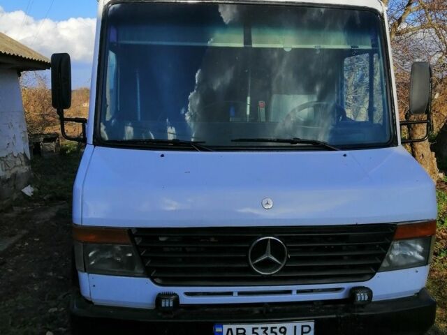 Белый Мерседес Варио, объемом двигателя 2.9 л и пробегом 415 тыс. км за 6000 $, фото 1 на Automoto.ua