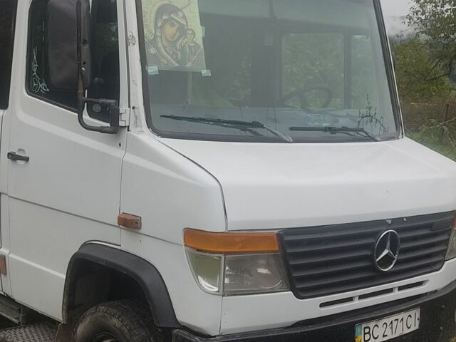 Белый Мерседес Варио, объемом двигателя 4.3 л и пробегом 350 тыс. км за 8000 $, фото 1 на Automoto.ua