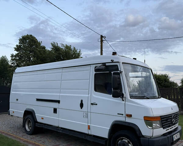 Мерседес Варио, объемом двигателя 4.2 л и пробегом 111 тыс. км за 25000 $, фото 1 на Automoto.ua