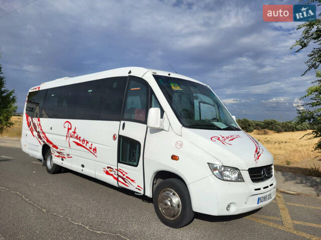 Мерседес Варио, объемом двигателя 4.3 л и пробегом 520 тыс. км за 51518 $, фото 1 на Automoto.ua