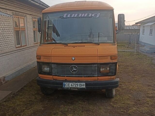 Жовтий Мерседес Варіо, об'ємом двигуна 3.8 л та пробігом 100 тис. км за 2350 $, фото 1 на Automoto.ua