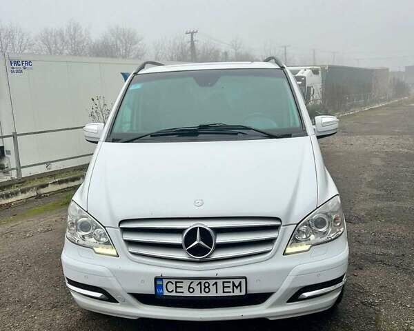 Белый Мерседес Виано, объемом двигателя 3 л и пробегом 311 тыс. км за 21999 $, фото 1 на Automoto.ua