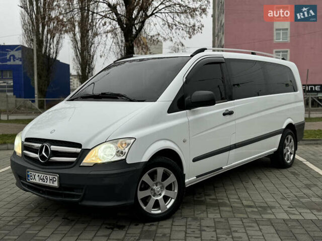 Белый Мерседес Виано, объемом двигателя 2.2 л и пробегом 293 тыс. км за 10700 $, фото 1 на Automoto.ua