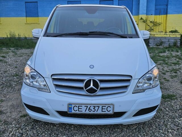 Белый Мерседес Виано, объемом двигателя 2.99 л и пробегом 290 тыс. км за 24000 $, фото 1 на Automoto.ua