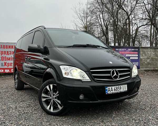 Чорний Мерседес Віано, об'ємом двигуна 2.14 л та пробігом 335 тис. км за 22200 $, фото 1 на Automoto.ua