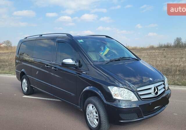 Черный Мерседес Виано, объемом двигателя 2.2 л и пробегом 260 тыс. км за 22500 $, фото 1 на Automoto.ua