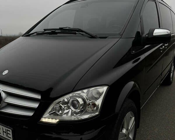 Чорний Мерседес Віано, об'ємом двигуна 2.2 л та пробігом 209 тис. км за 22700 $, фото 1 на Automoto.ua