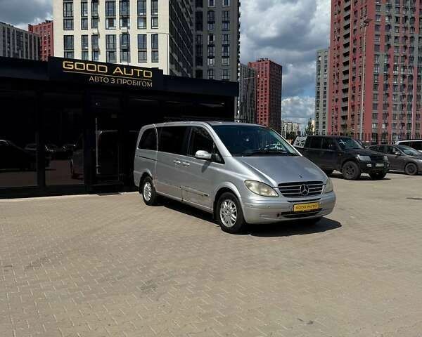 Мерседес Виано, объемом двигателя 2.2 л и пробегом 200 тыс. км за 7400 $, фото 1 на Automoto.ua
