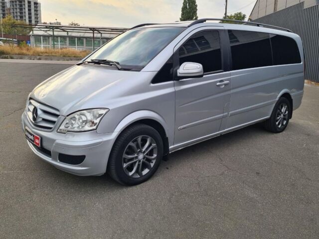 Сірий Мерседес Виано пас., об'ємом двигуна 2.2 л та пробігом 303 тис. км за 12690 $, фото 1 на Automoto.ua