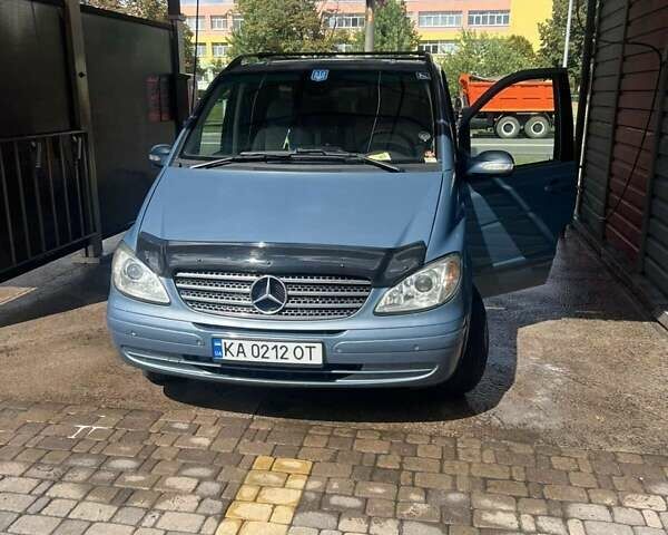 Серый Мерседес Виано, объемом двигателя 3.72 л и пробегом 496 тыс. км за 18999 $, фото 1 на Automoto.ua